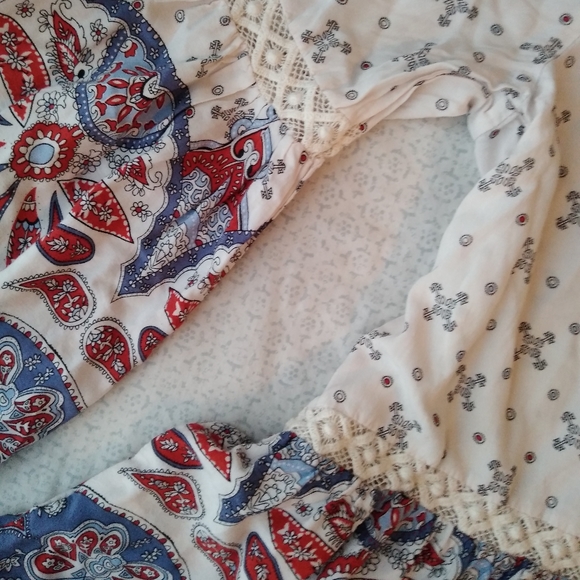 Umgee Bell Sleeve Top Boho - Picture 3 of 7